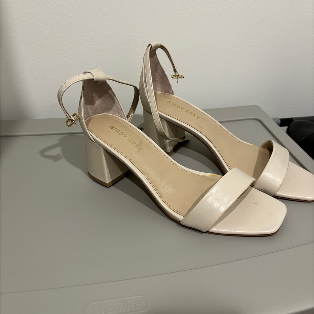 Birdy grey size 9 shoes